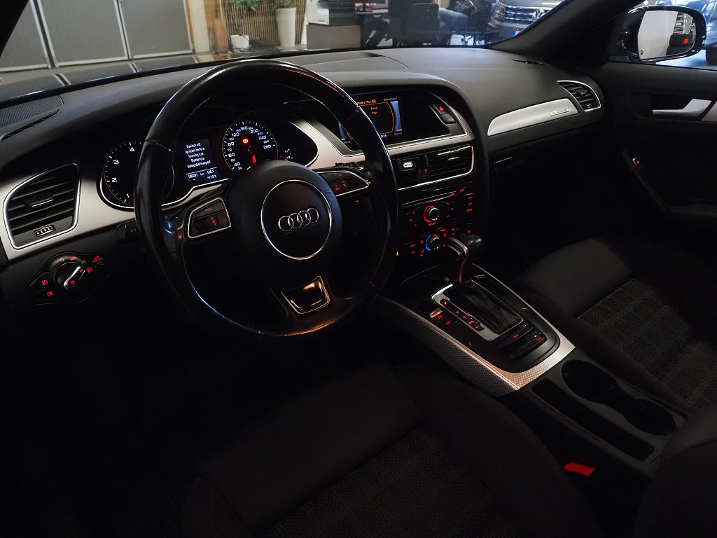 Audi A4 Avant 2.0 TDI Quattro S Tronic S-Line Drag PDC M-Värm