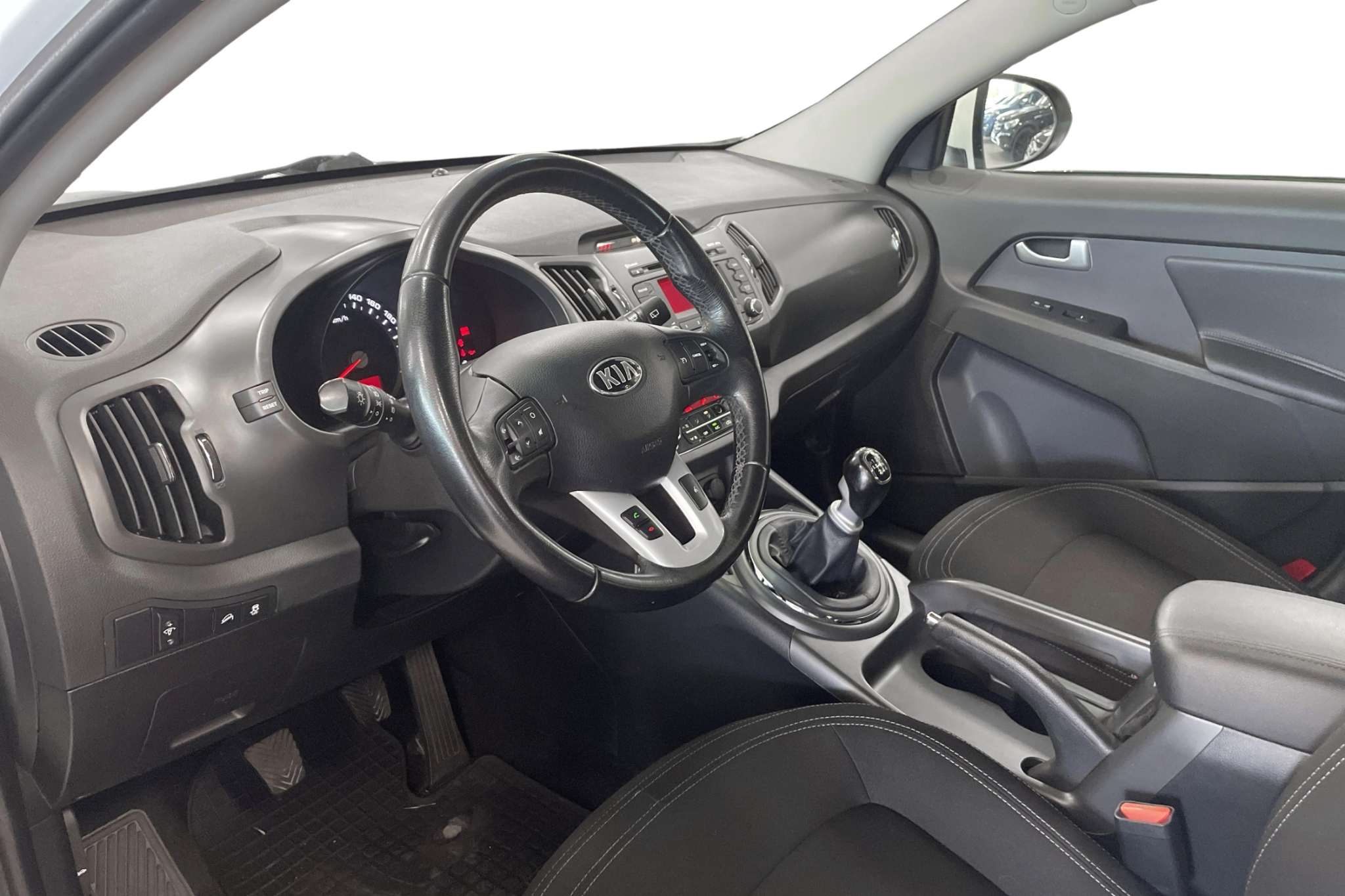 Kia Sportage 1.7 CRDi 2013, bild 6/38