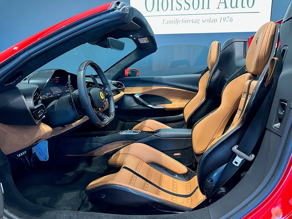 Ferrari 296 GTS 830 hk Lift / Leasebar / Carbon / JBL - bild 3