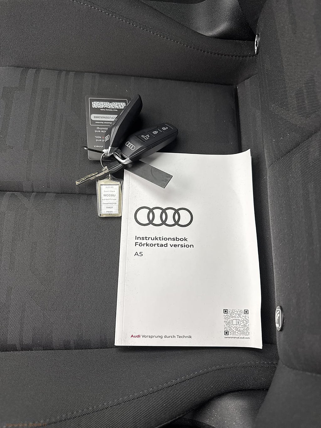 Audi A5 2.0 TDI quattro S Tronic Proline drag+värmare 204hk