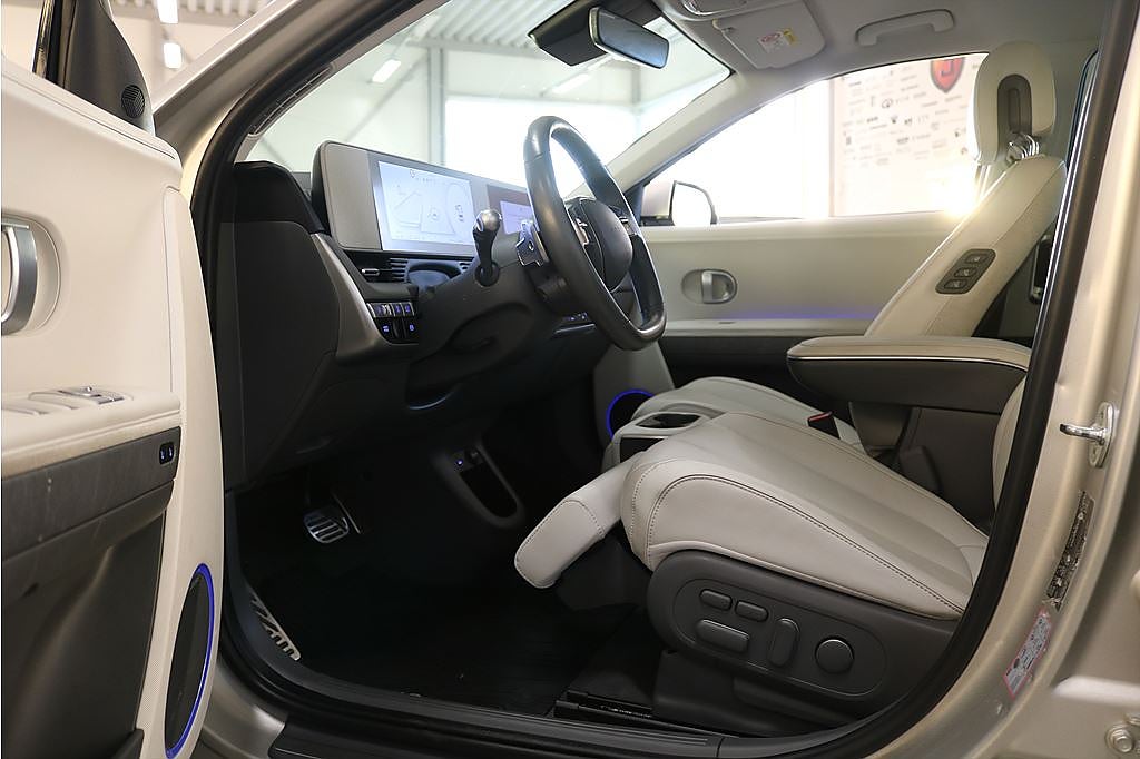 Bild på Hyundai IONIQ 5 Advanced 72.6 kWh 306hk Aut AWD - SOLCELLER