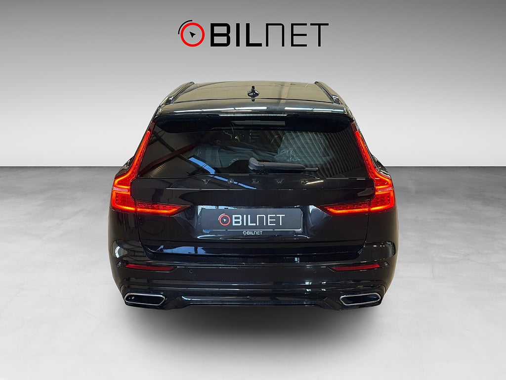 Volvo V60 Recharge T6 AWD R-Design *3,99%* Kamera Drag Värmare