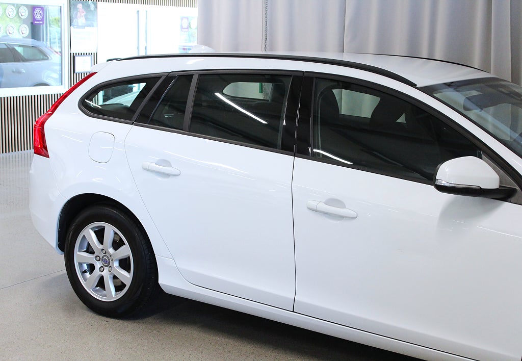Volvo V60 D2 115HK, Powershift, Drag, S&V-hjul