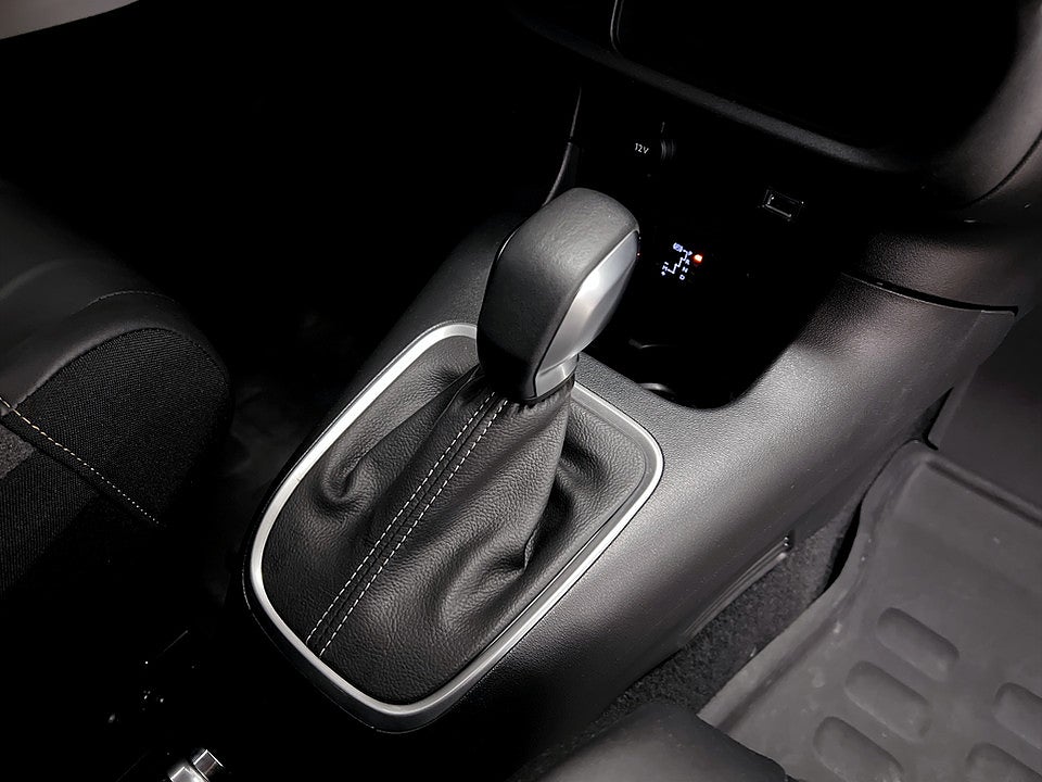 Bild på Citroën C3 Shine 1.2 PT 110hk Aut BACKSENSORER BLUETOOTH 