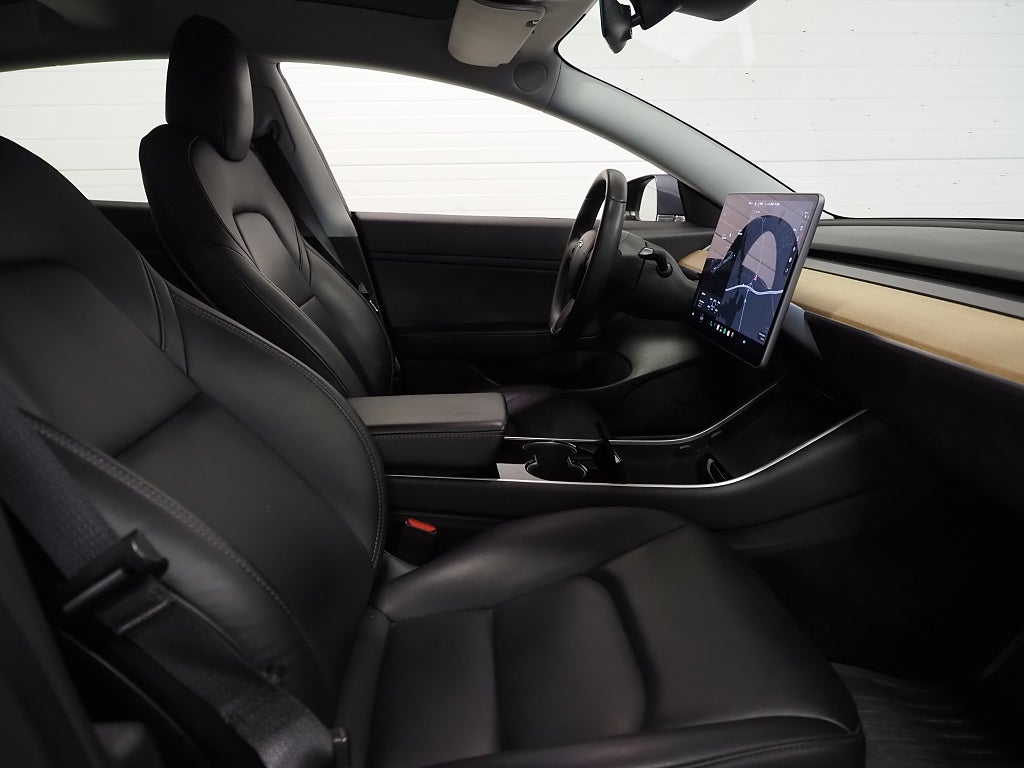 Tesla Model 3 Standard Range Plus Panorama Läder Navigation Kamera