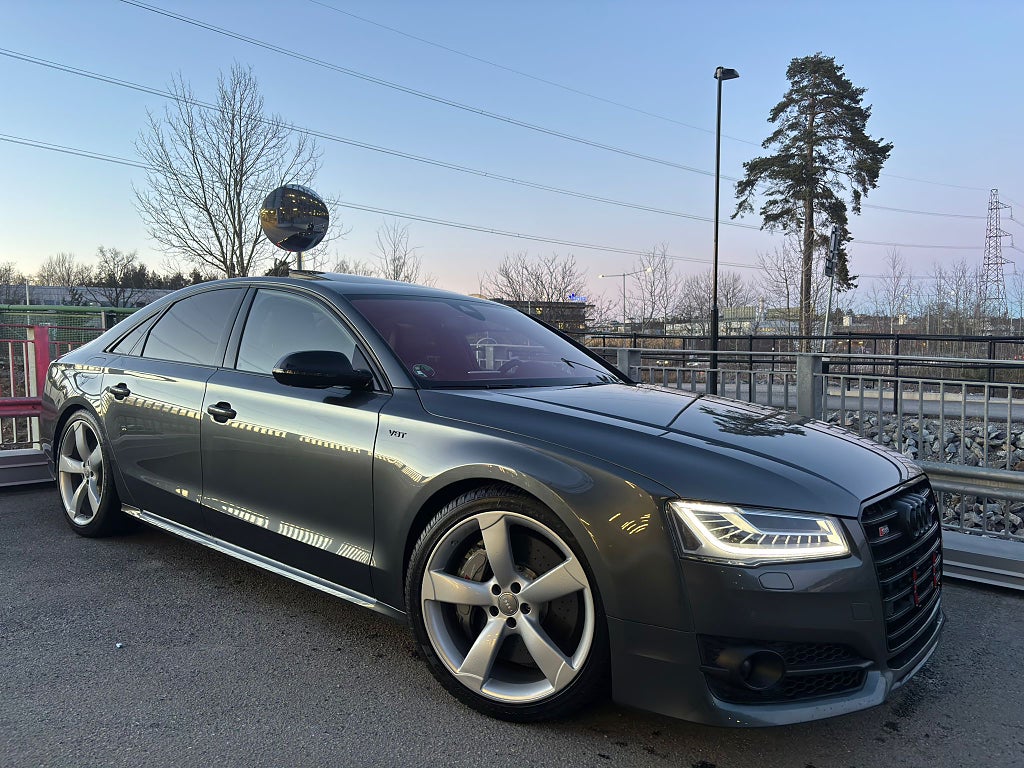 Audi S8 Plus 4.0 TFSI Q 605hk Keramiska BOSE Matrix LED Carbon