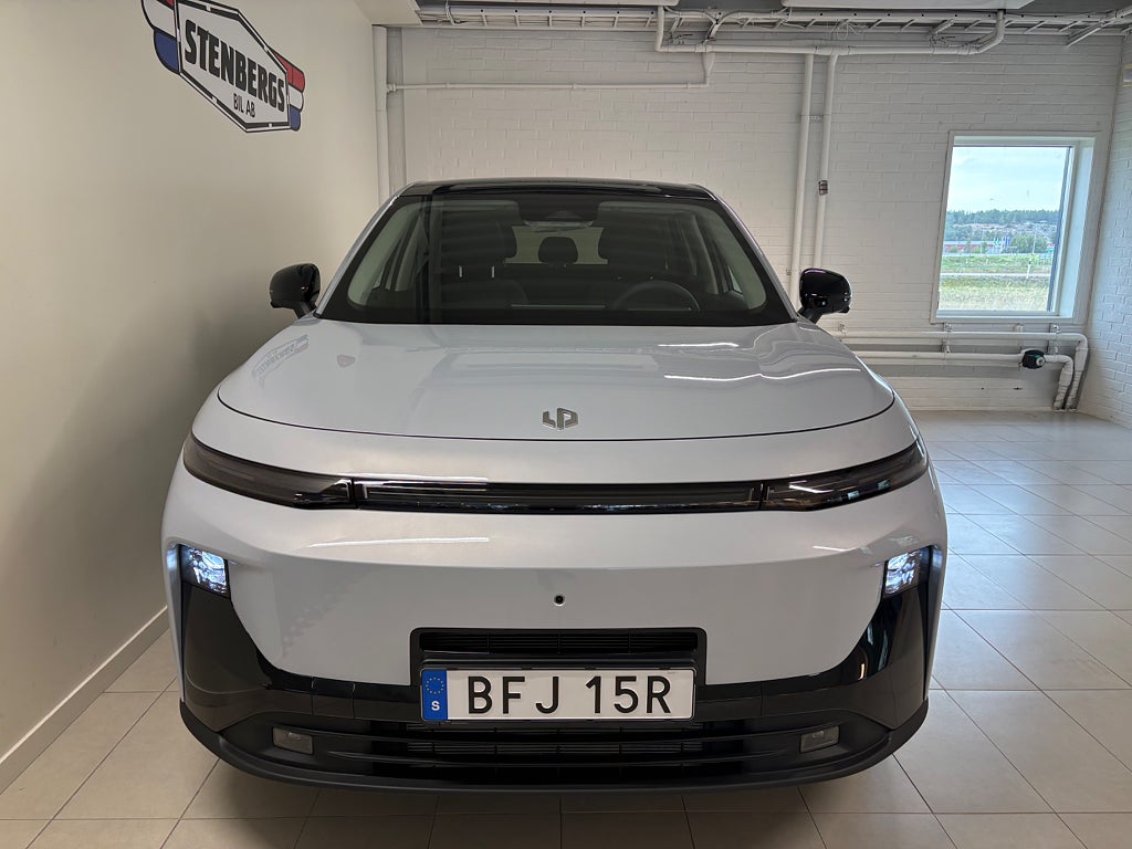 Leapmotor B10 EREV 1.5 + 18.8 kWh Euro 6 thumbnail