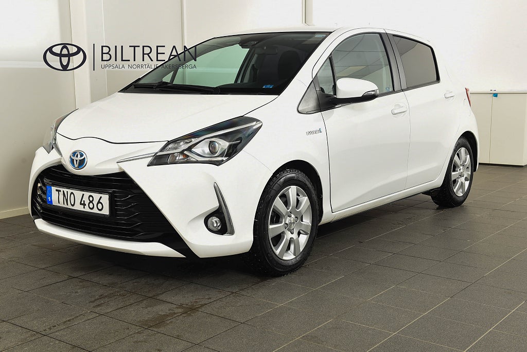 Toyota Yaris 1,5 Elhybrid Active V-hjul 