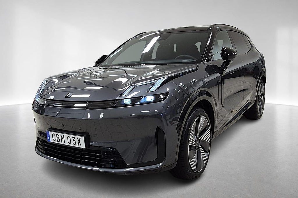 Lynk & Co 08 More PHEV