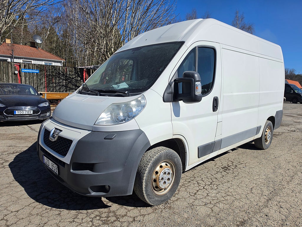 Peugeot Boxer Van 335 2.2 HDi Euro 5-Flytt Rea