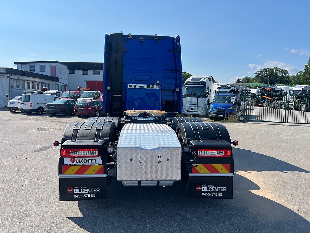 Volvo FH13 540 6x4 Dragbil Lyftbar Tandem Axel, Hydraulik, Fullutrust.
