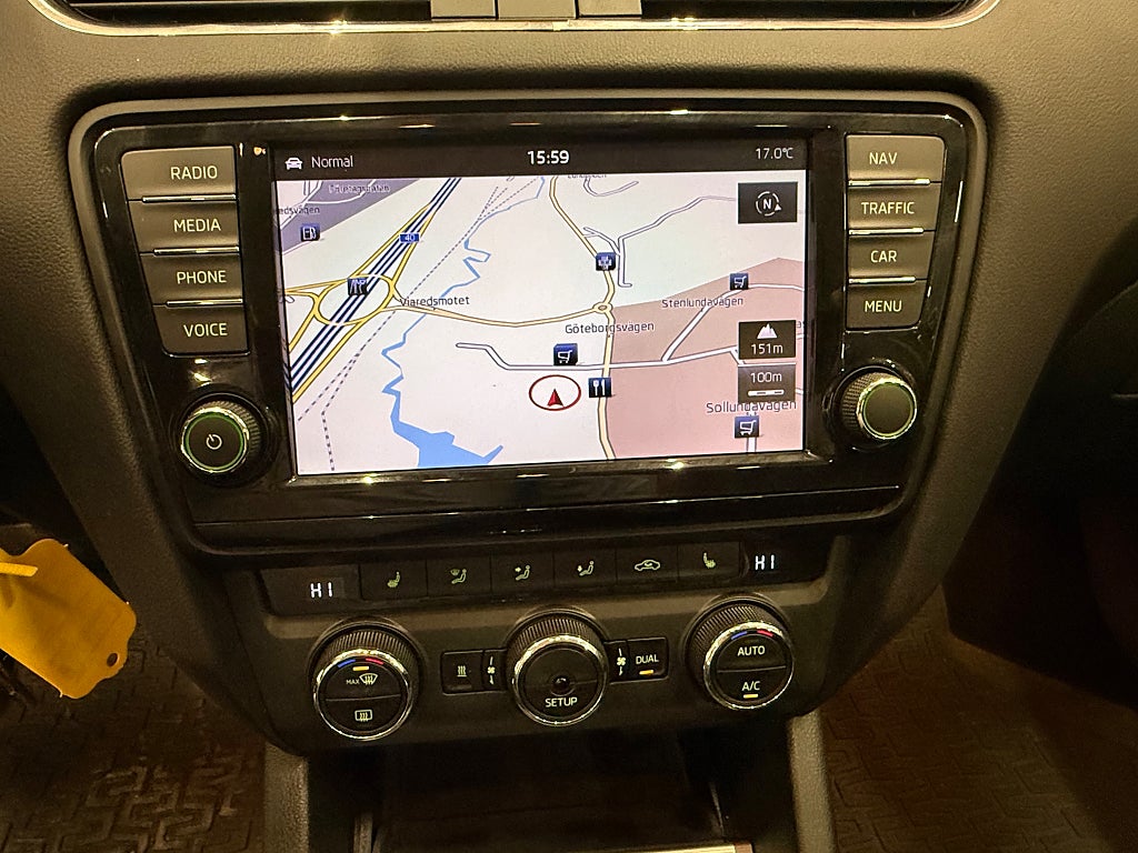 Skoda Octavia Kombi 2.0 TDI Business Edition, Vinterhjul Hemleverans - miniatyr 18