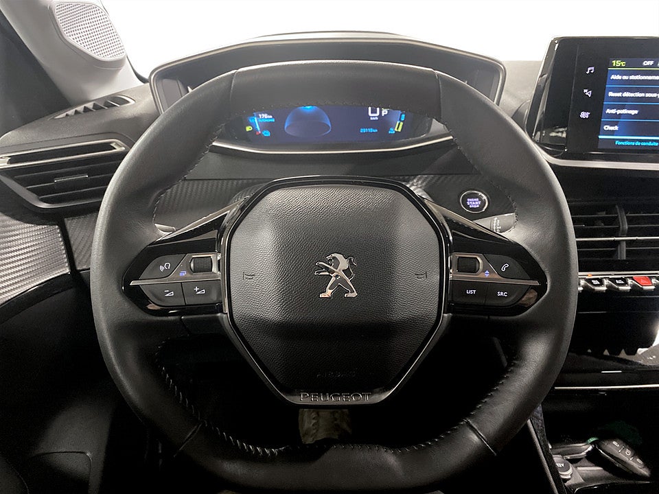 Bild på Peugeot E-208 Allure Pack 50kWh 136hk Aut CARPLAY
