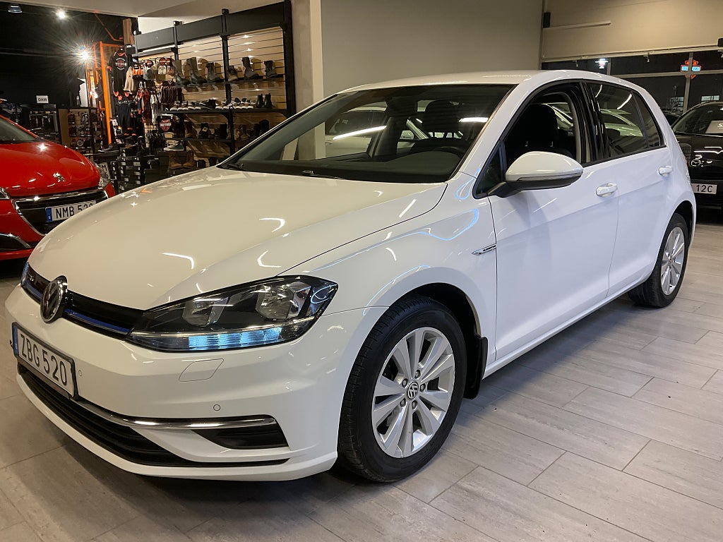 Volkswagen Golf 1.4 TGI 110hk Kamera Motor/Kupevärmare S&VHjul Nyservad