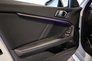 Halvkombi BMW 118I 30 av 30