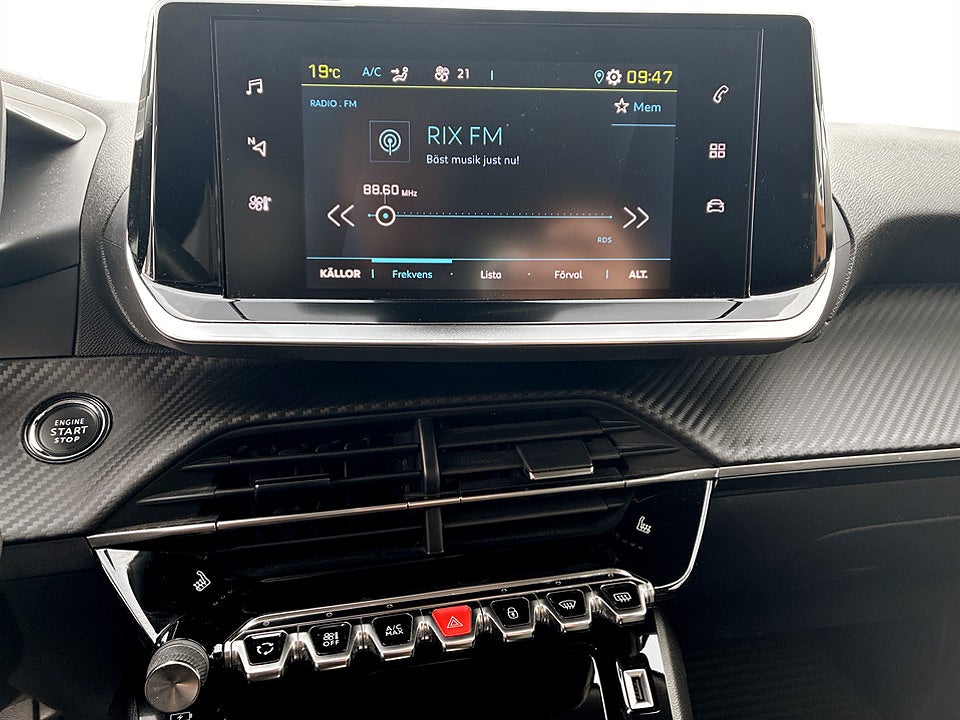 Bild på Peugeot E-2008 Allure 50kWh 136hk Aut B-KAMERA CARPLAY