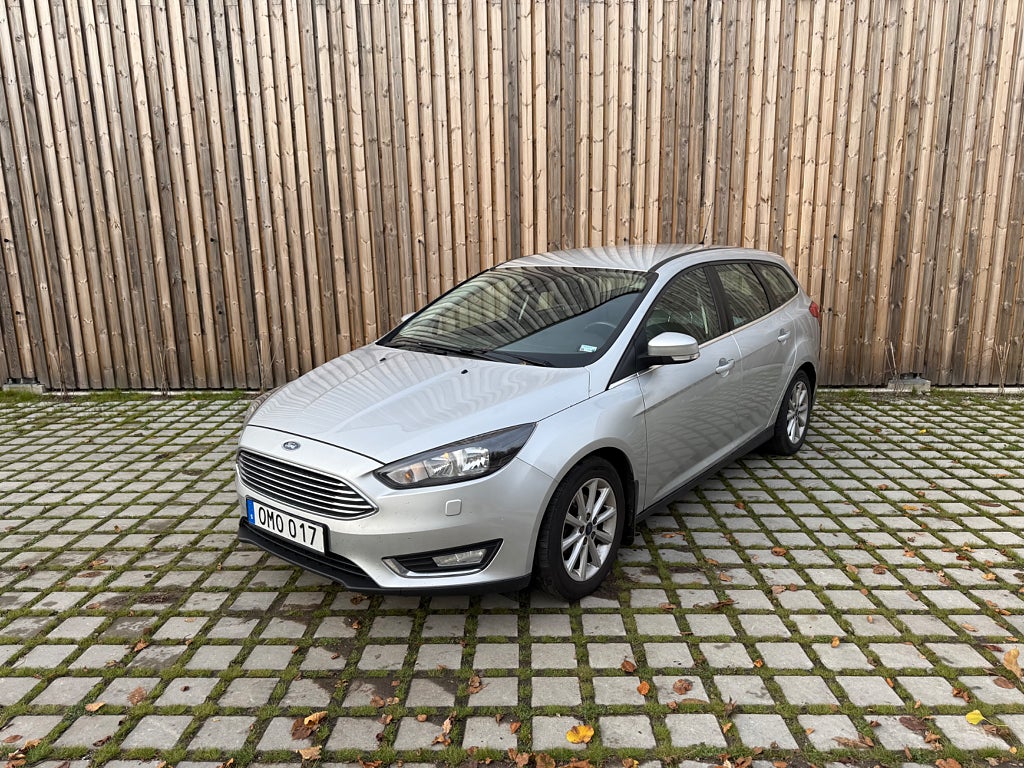 Ford Focus Kombi 1.0 EcoBoost Titanium| Nybes | Kamrem bytt 