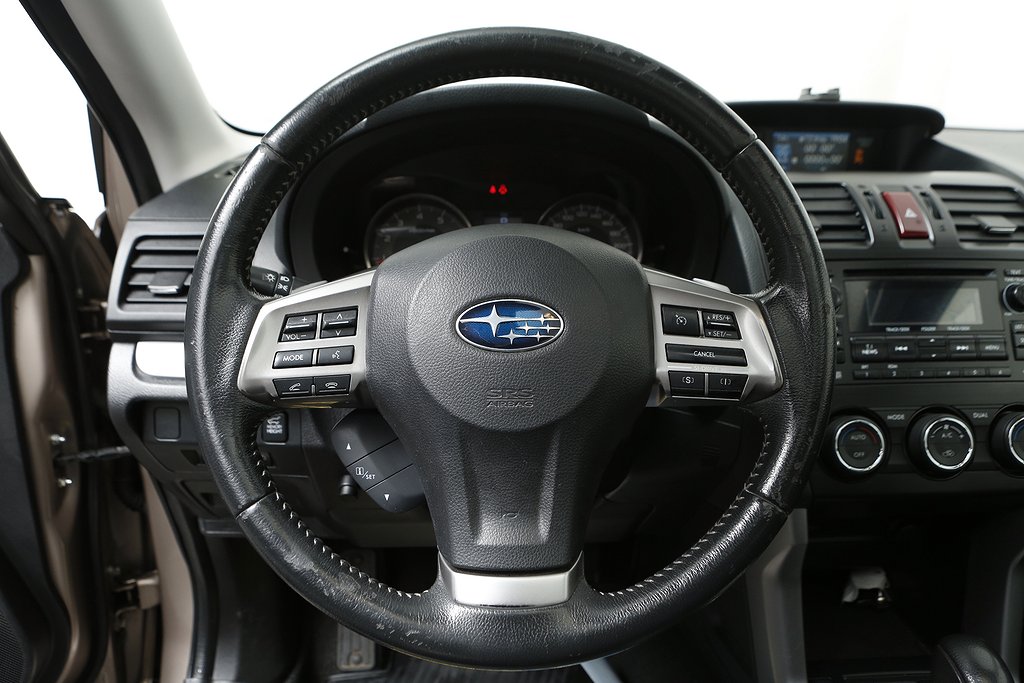 Subaru Forester 2,0i XE AWD Aut Skinn Pano Drag Nybesikt 2014