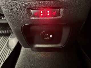 Ford Kuga Plug-In Hybrid E-CVT Kamera/M-Värmare/Xtraljus/S&V-Däck – bild 20