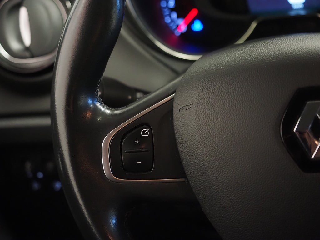 Renault Captur 0.9 TCe 90hk Intens Kamera Navi Parkeringspaket Carplay 2019