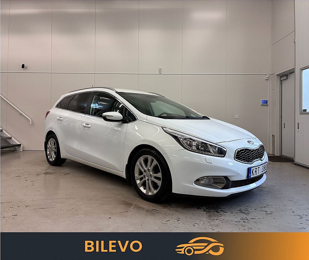 Kia Ceed cee'd_sw 1.6 CRDi 128hk Skinn Backkamera Nyservad V-Hjul