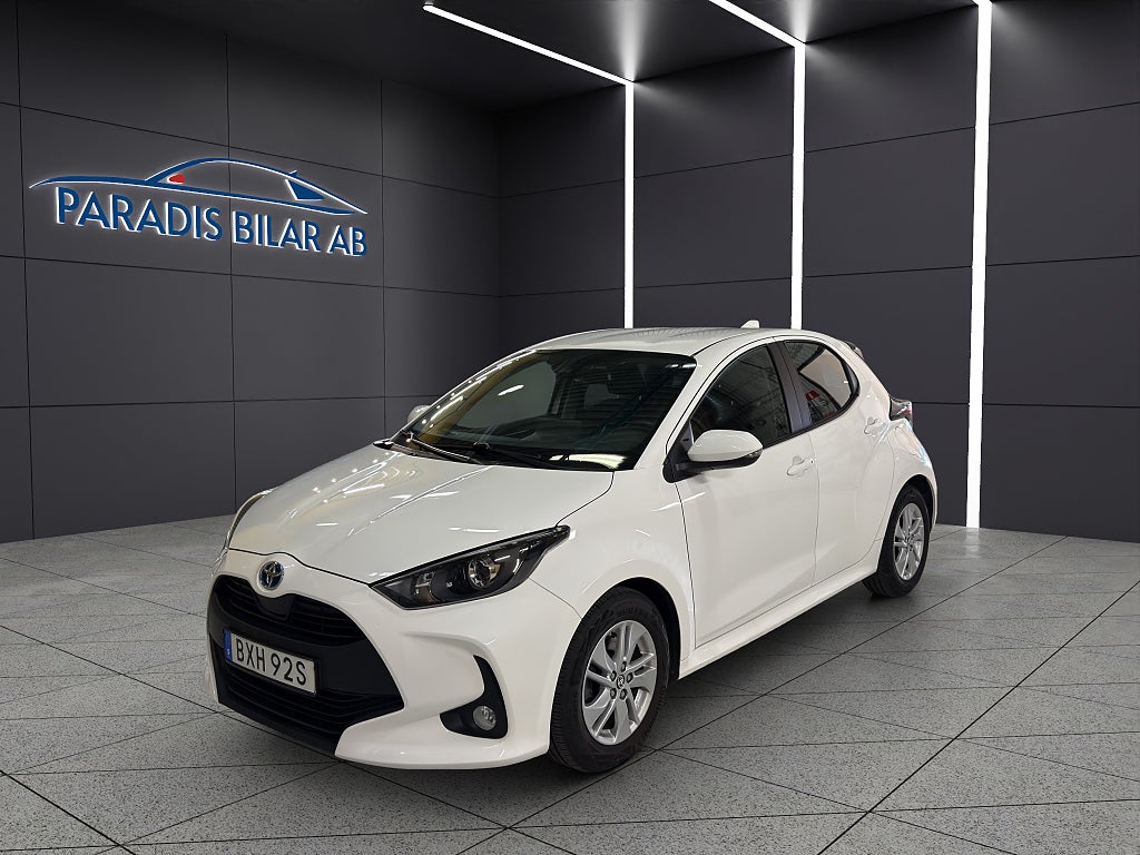 Toyota Yaris Hybrid CVT Active Nyservad,Vdäck