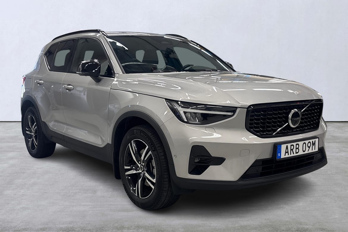 Volvo XC40 B3 FWD Bensin Plus Dark 2025, kuva 6/10