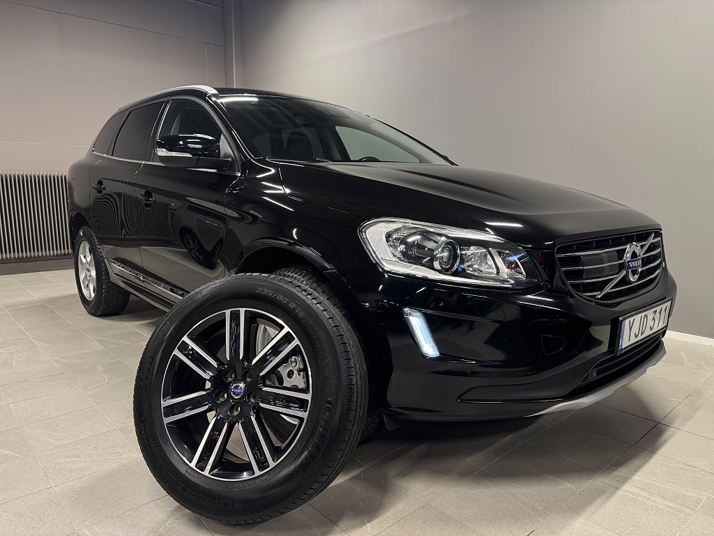 Volvo XC60 D4 AWD Classic Summum B-kam BILS Värmare 1-Ägare Euro 6