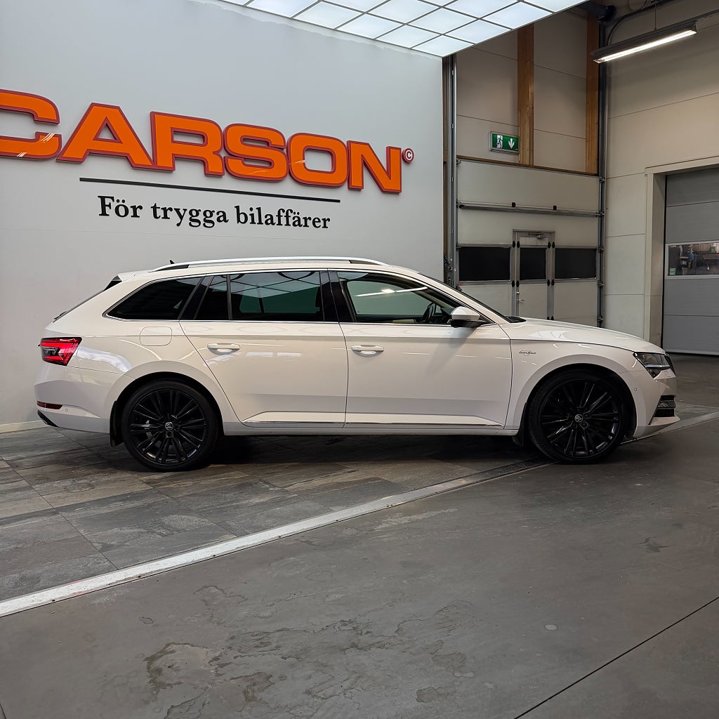 Skoda Superb iV Kombi 1.4 TSI L&K Carplay Backkamera Värmare Drag
