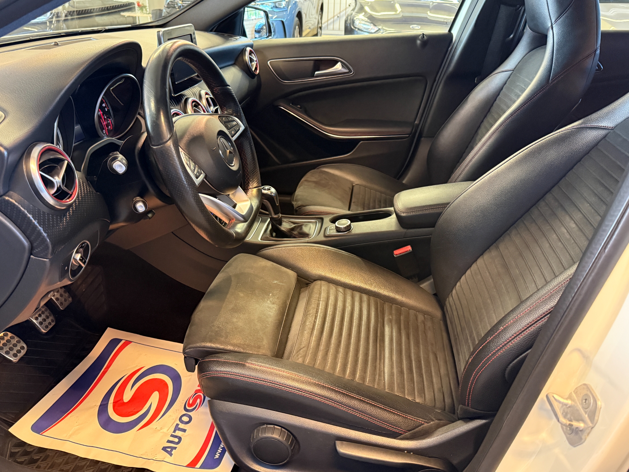 Mercedes-Benz A 200 d AMG Line Euro 6 2016, bild 6/34