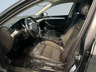 Volkswagen Passat Alltrack 2.0 TDI Alltrack 240hk AWD Drag Kamera Dvärm SoV