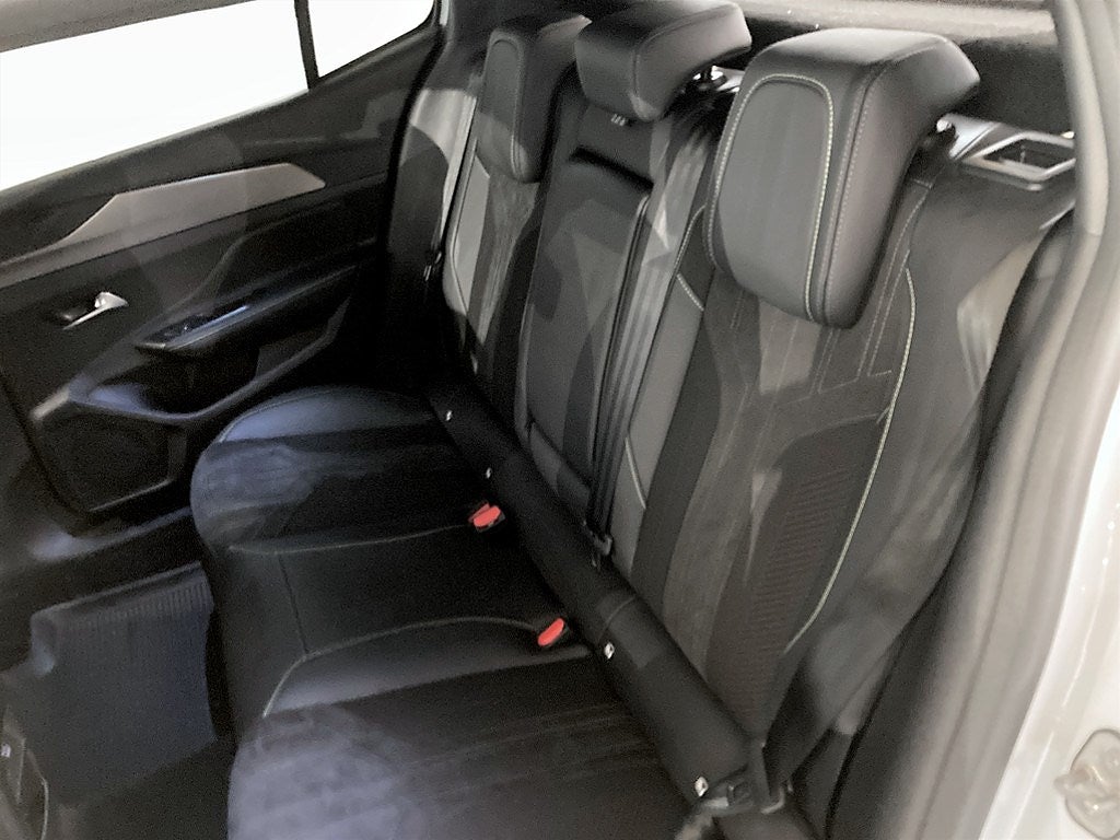 Bild på Peugeot 408 GT 1.2 PT 130hk Aut - CARPLAY, ELSTOL