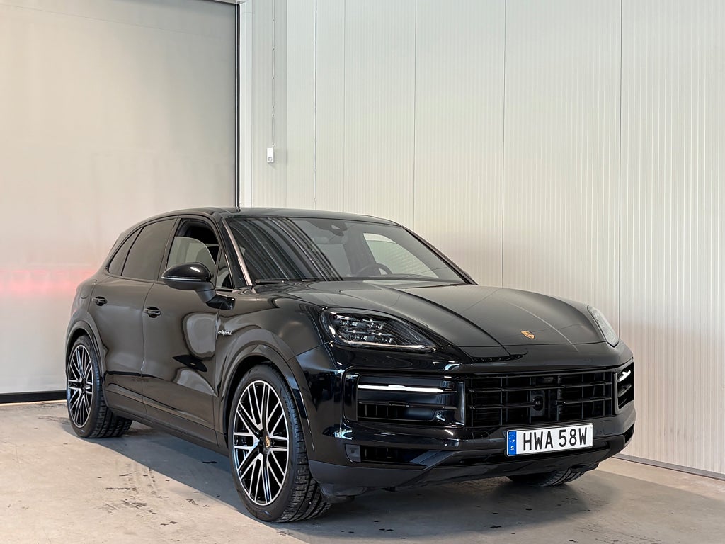 Porsche Cayenne S Hybrid 519hk 22" Bose Matrix Luftfj Pano Dragkrok