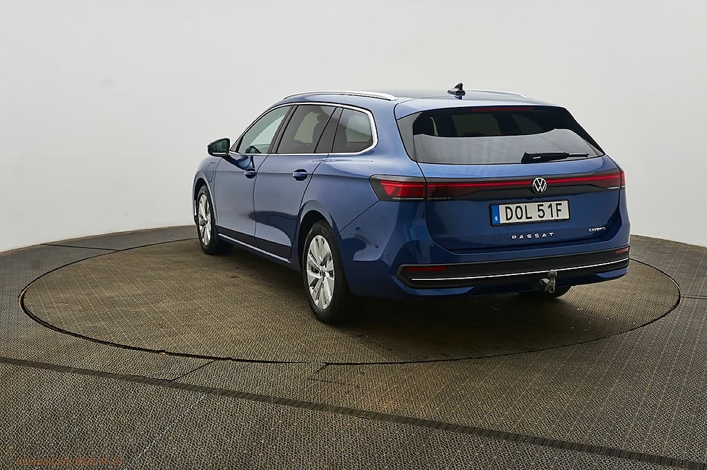 Volkswagen Passat eHybrid 1.5 TSI Business 272HK Drag+Värmare