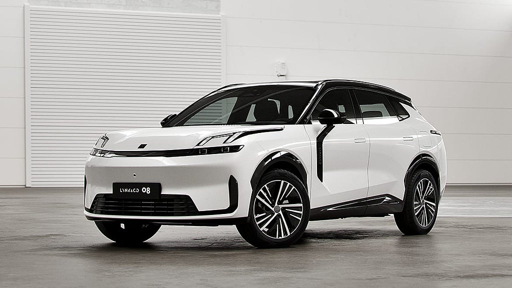 Lynk & Co 08 CORE | Plug-In Hybid | 200km elräckvidd