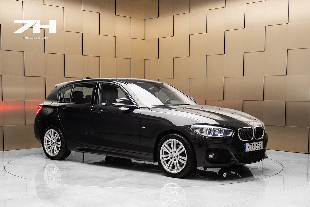 BMW 118d xDrive M Sport / Shadowline / Rattvärme / P-Sensorer