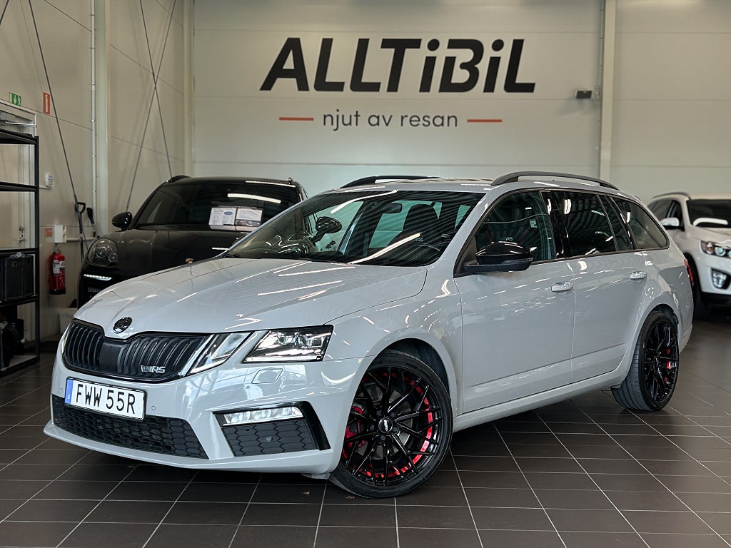 Skoda Octavia RS 2.0 TDI AUT 4x4 RS Kamera/Navi/Värmare/Drag/Canton