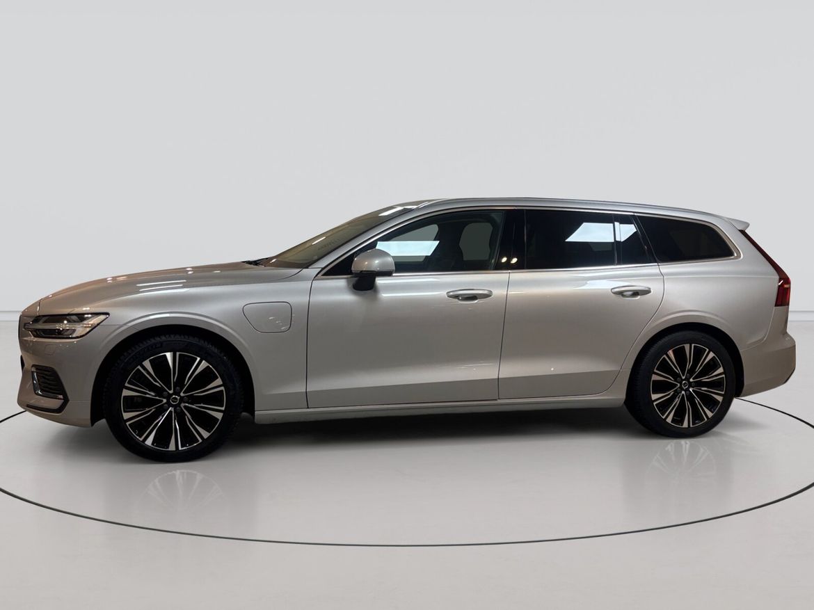 Volvo V60 Core 2023, bild 2/10