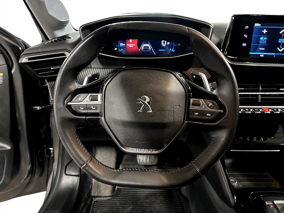Bild på Peugeot 208 Allure 1.2 PT 100hk Aut  B-KAMERA CARPLAY