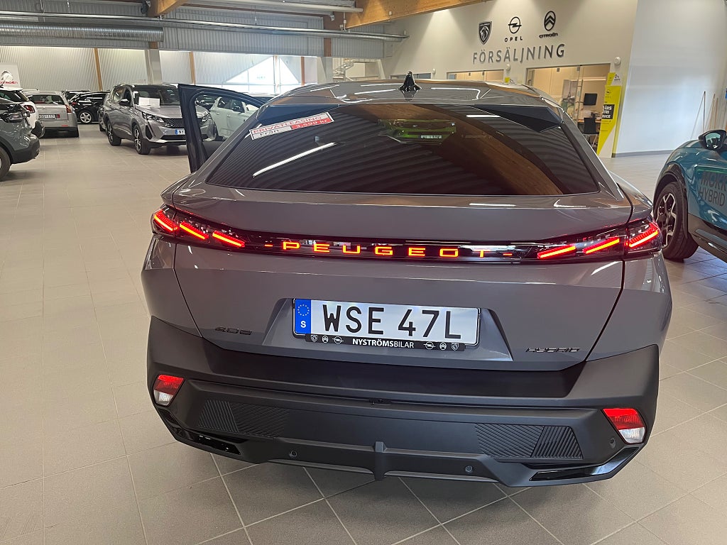 Peugeot 408 Nya Fceliftade GT Hybrid Privatleasing från 3599kr/mån thumbnail