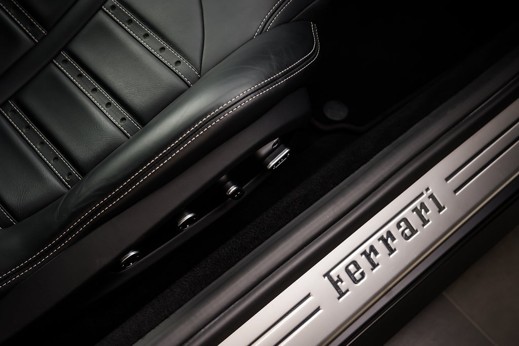 Gallery image 18 of 18