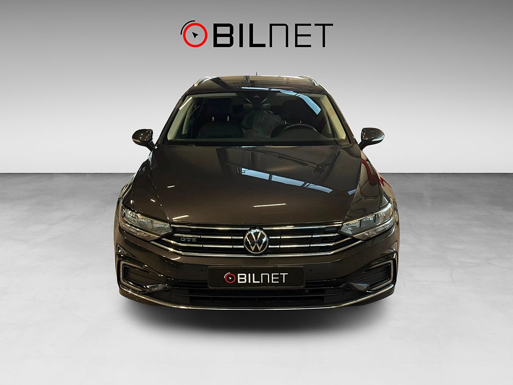 Volkswagen Passat Sportscombi GTE 1.4 TSI PlugIn Kamera Drag Moms Värmare