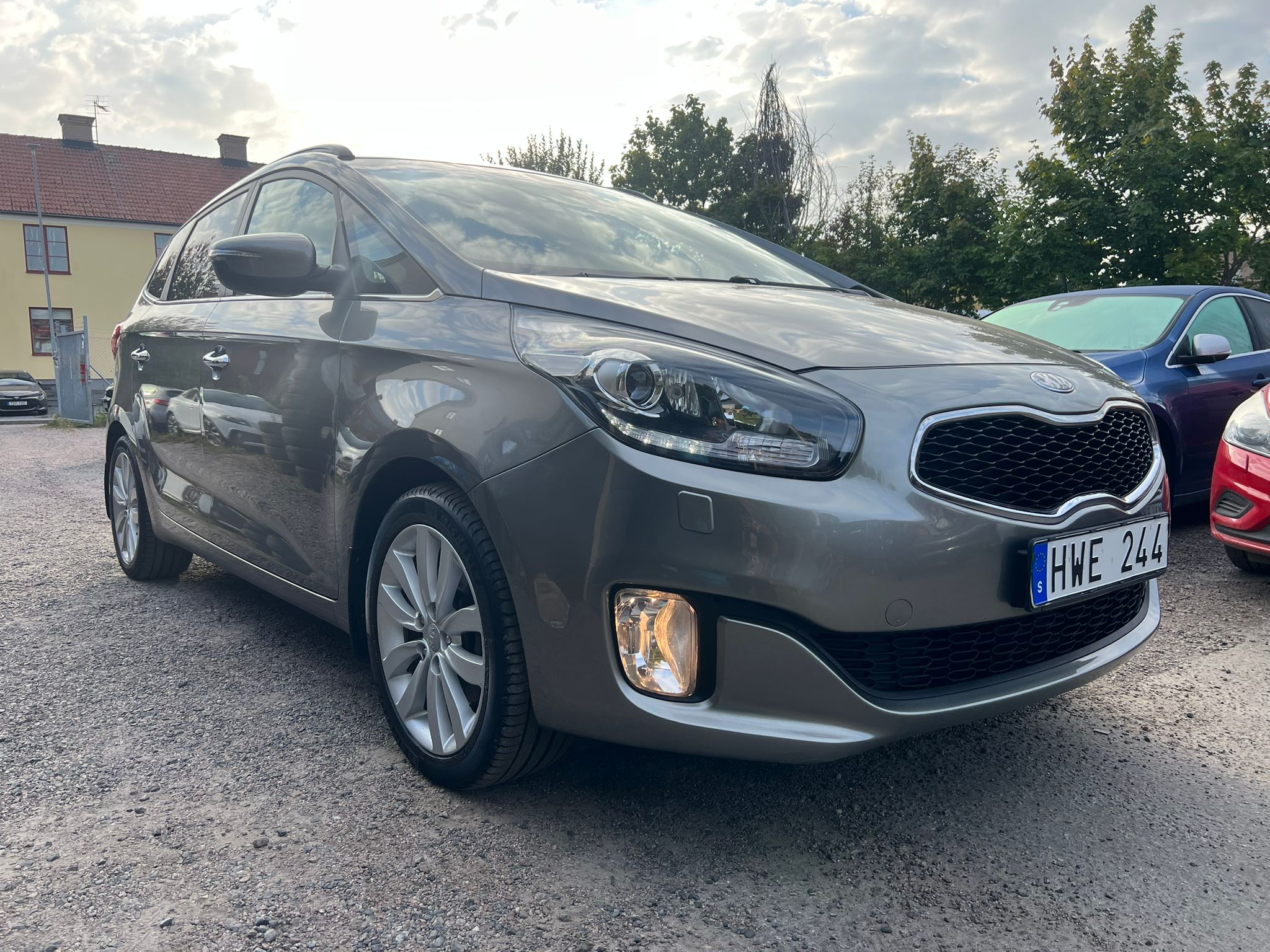Kia Carens 1.7 CRDi GLS Euro 5 2014, bild 2/10