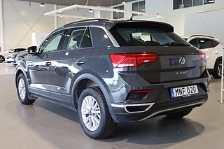 SUV Volkswagen T-Roc 3 av 28