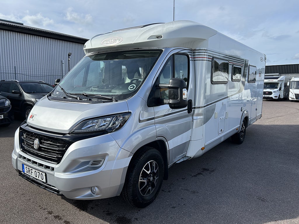 LMC T712 2015 - miniatyr 2