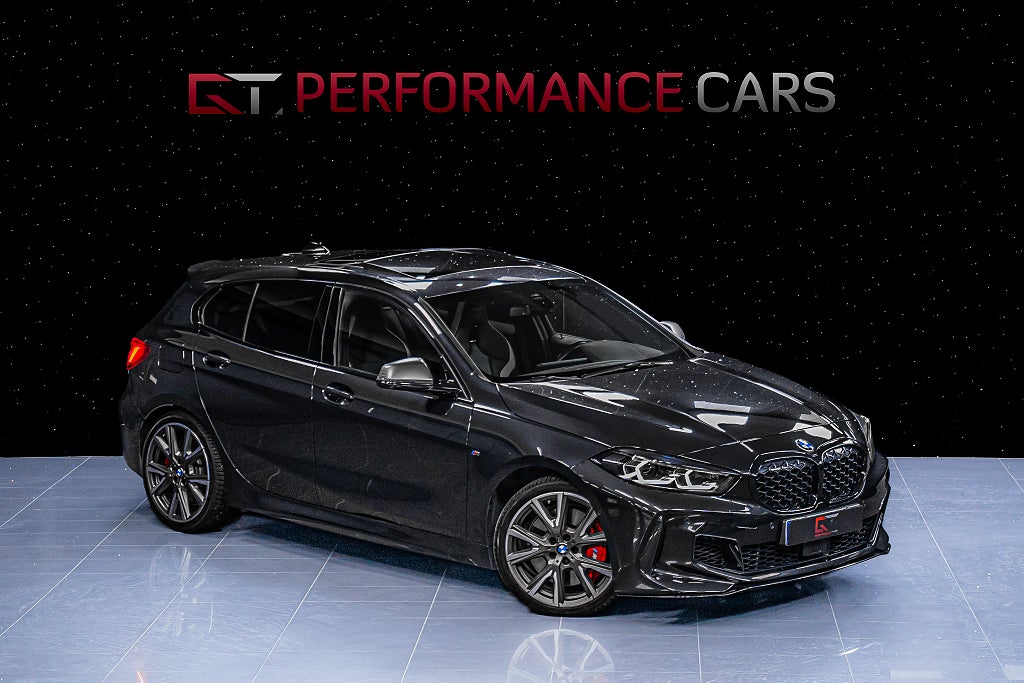 BMW M135i xDrive M-Sport Pro Matrix 19" Pano H/K Premium 4.95%