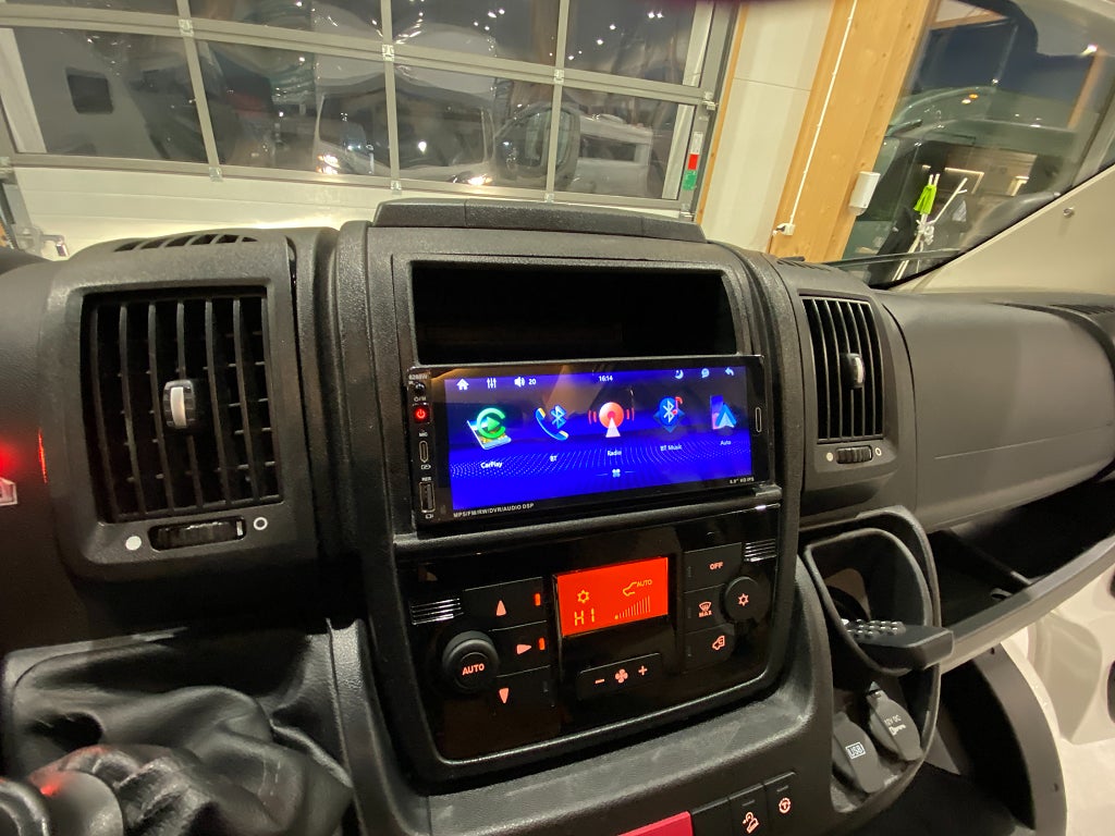 Bürstner Lyseo T 736 / Taksäng / Elpatron / Duo-control - Bürstner