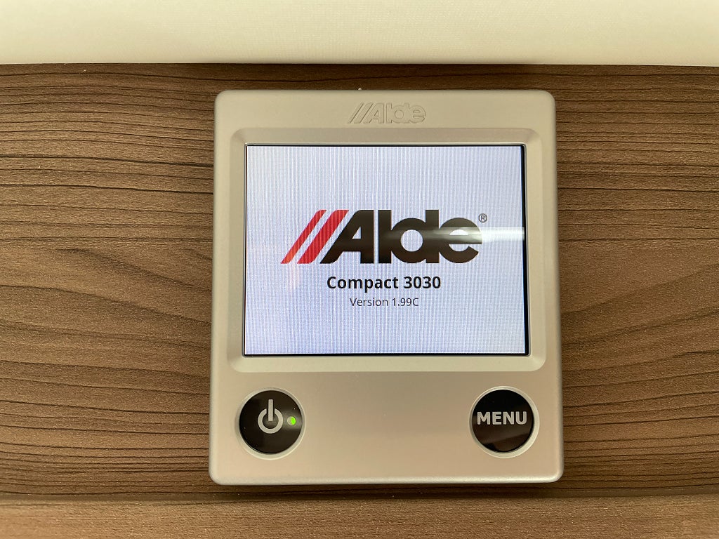 Kabe Ametist 560 XL KS /ALDE/Ugn/Micro/4 bäddar/2995kr/mån - Kabe