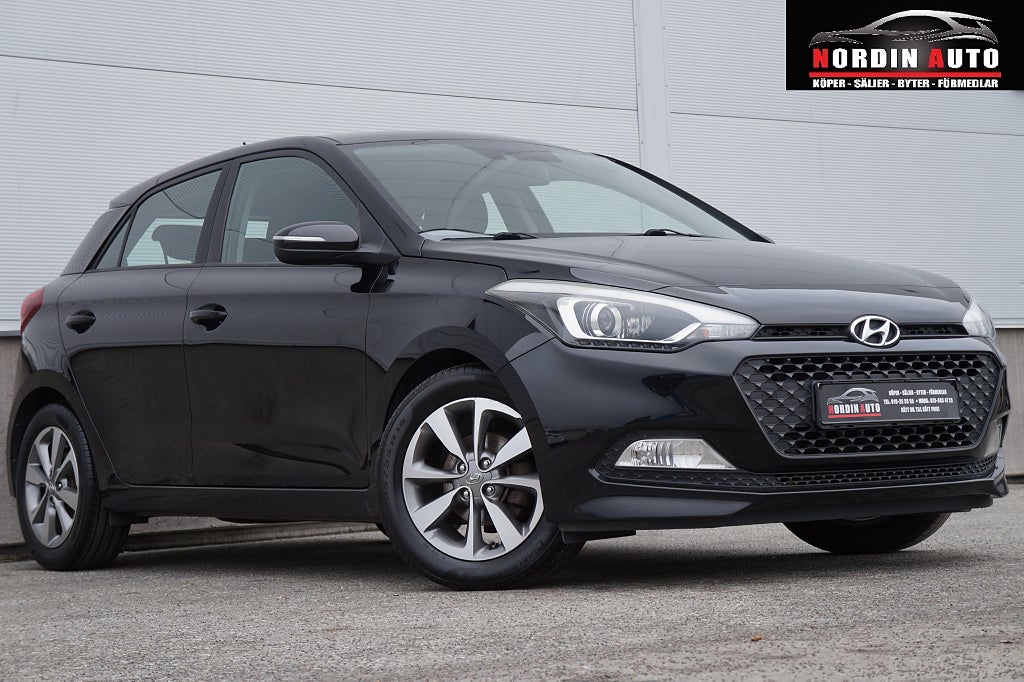 Hyundai i20 1.2 | PDC | Bluetooth | Rattvärme | Euro 6