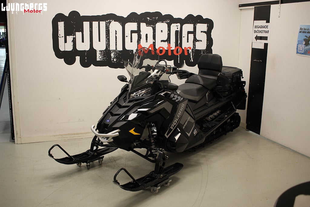 Polaris Titan S4 Adventure 155" PIDD 2023